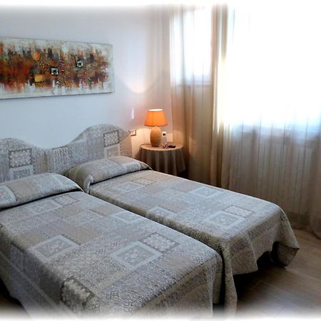 Marinella Guest House Cornale Δωμάτιο φωτογραφία