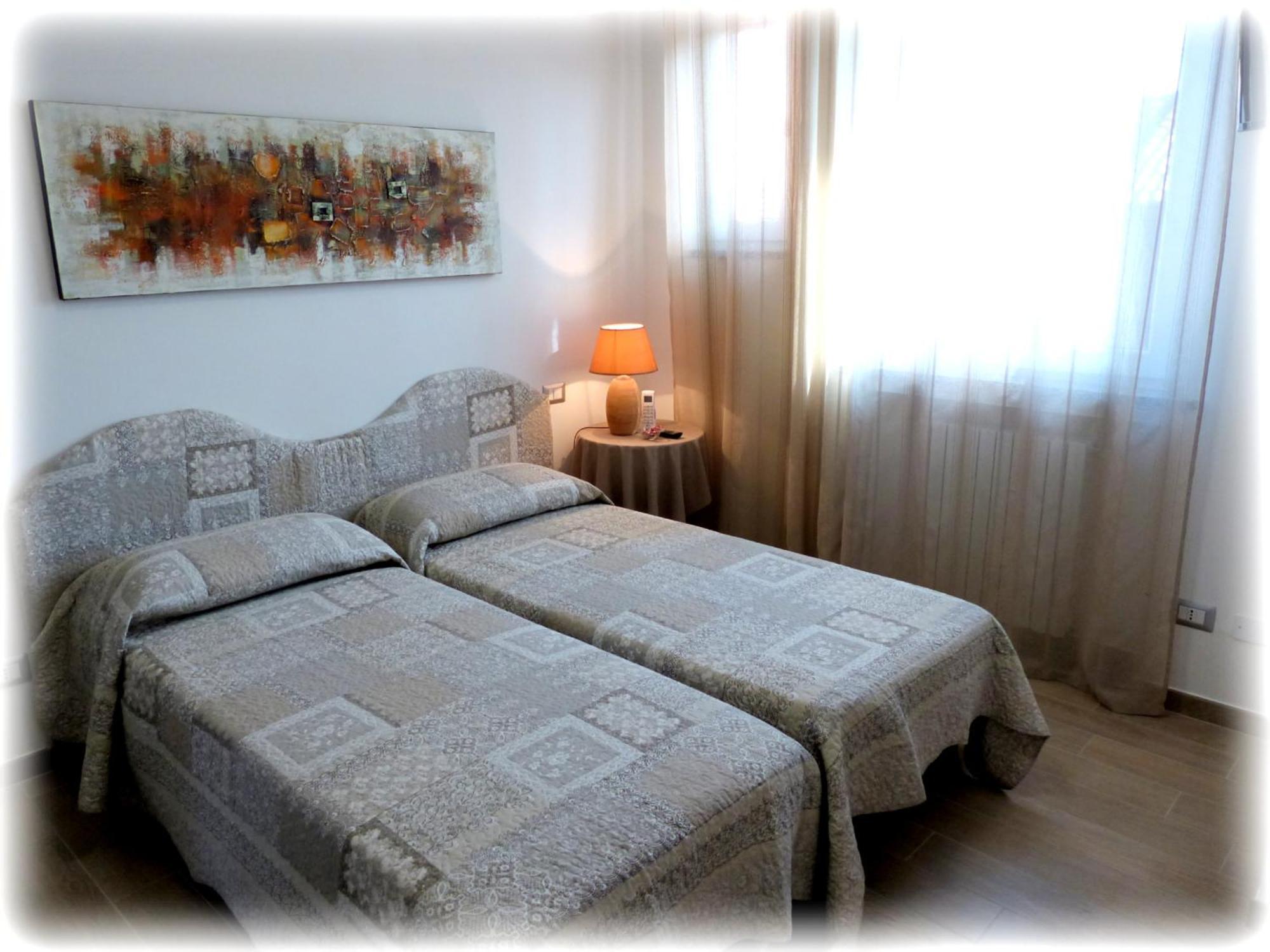 Marinella Guest House Cornale Δωμάτιο φωτογραφία